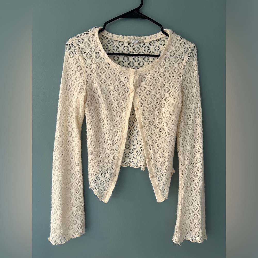 UO Kimchi Blue Cottagecore Bell Sleeve Lettuce Hem Cardigan - size (S)
